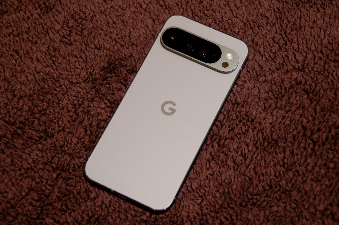 Trevor Noah will host Google’s Pixel 11 launch event